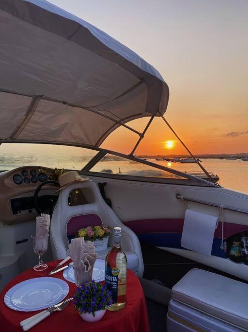 מלון פארו Guestboat Milagre מראה חיצוני תמונה